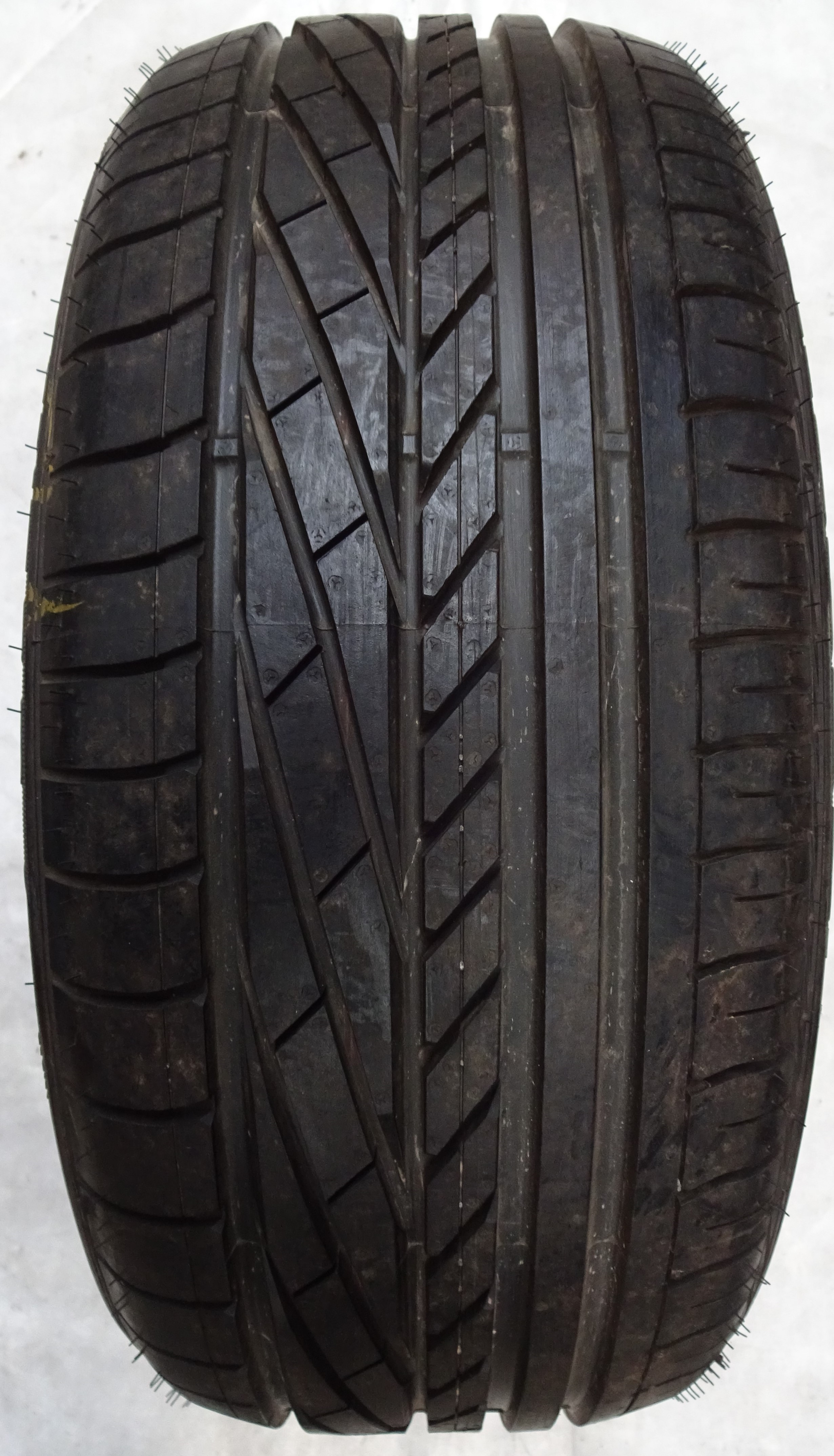 Sommerreifen Goodyear Excellence R W B